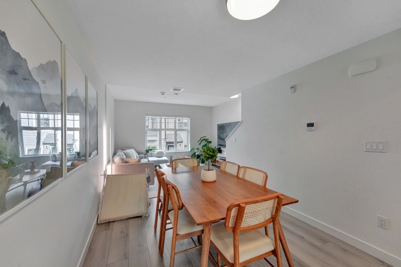 207 - 678 Fairview Street - Coquitlam West Townhouse for Sale, 2 Bedrooms (R3047672) #12