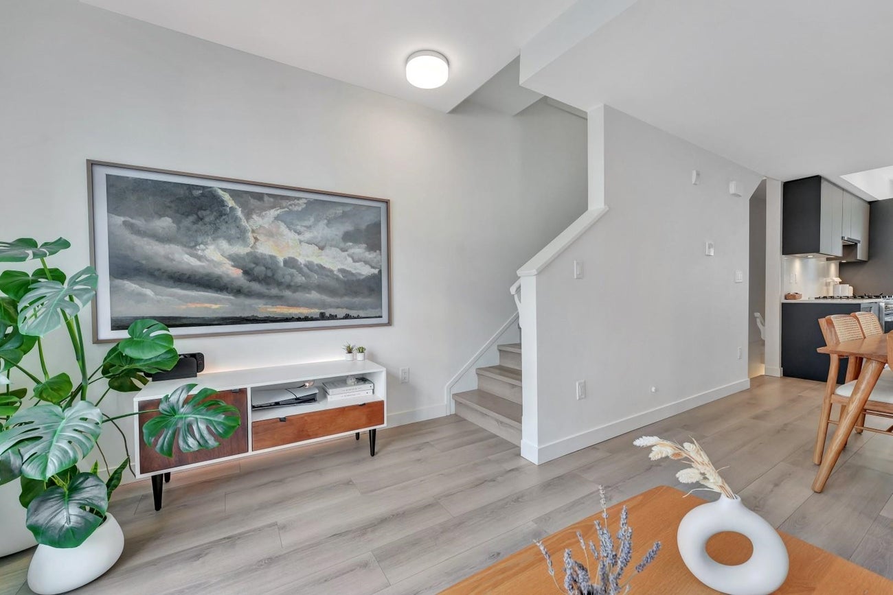 207 - 678 Fairview Street - Coquitlam West Townhouse for Sale, 2 Bedrooms (R3047672) #19