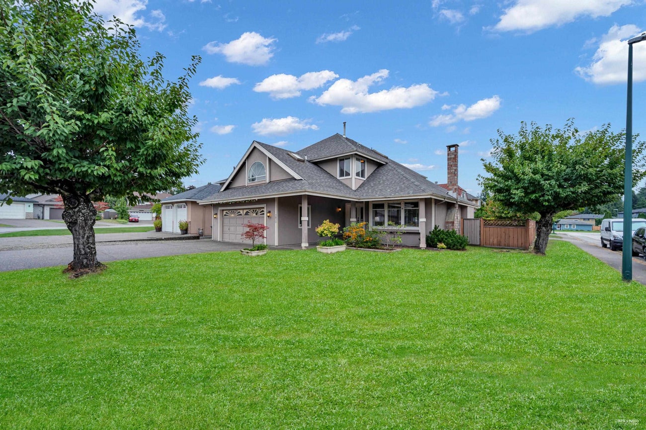 1830 Walnut Crescent - Central Coquitlam Single Family Residence for Sale, 5 Bedrooms (R3048029)# - 39