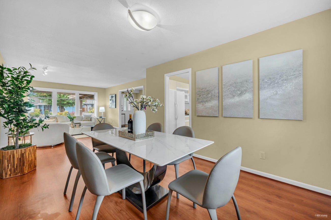 1830 Walnut Crescent - Central Coquitlam Single Family Residence for Sale, 5 Bedrooms (R3048029) #9