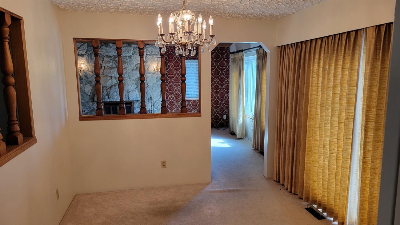 2395 Austin Avenue - Central Coquitlam Single Family Residence for Sale, 5 Bedrooms (R3049046) #5