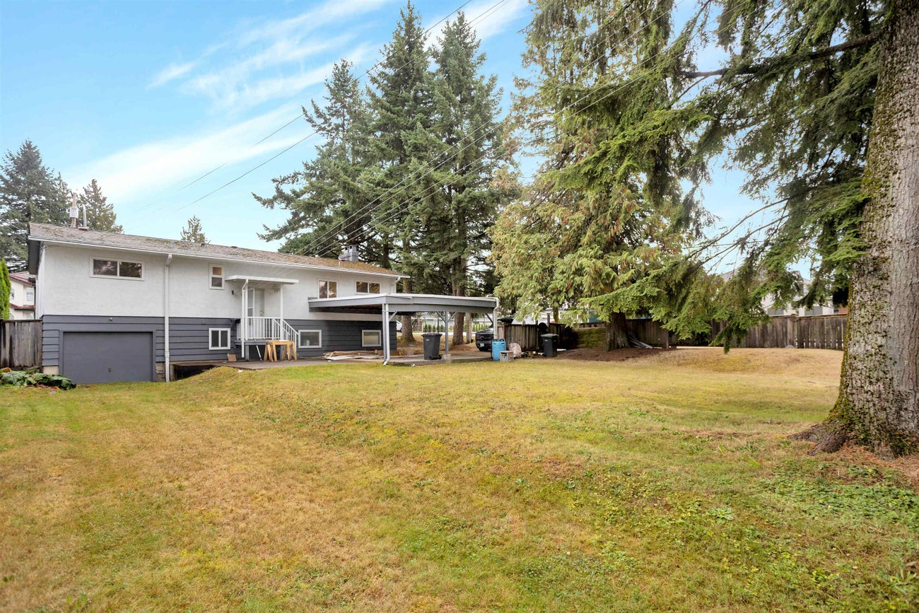 692 Blue Mountain Street - Coquitlam West Single Family Residence for Sale, 3 Bedrooms (R3049159)# - 7