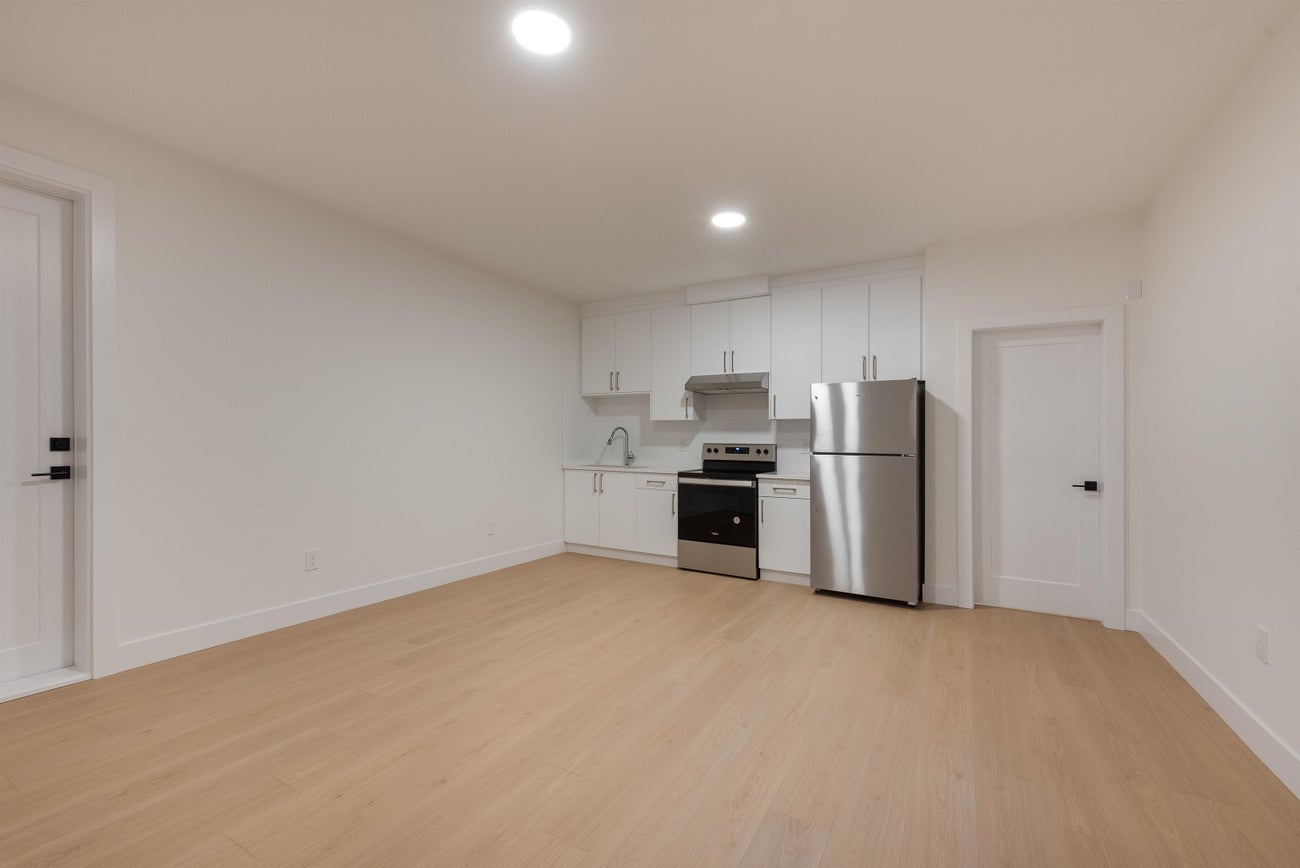 2141 Palliser Avenue - Central Coquitlam Single Family Residence for Sale, 7 Bedrooms (R3049409) #34