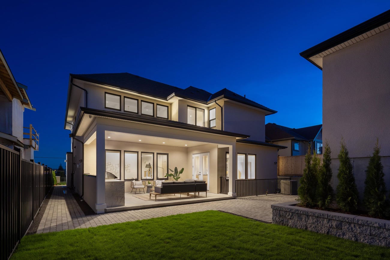 2141 Palliser Avenue - Central Coquitlam Single Family Residence for Sale, 7 Bedrooms (R3049409)# - 40