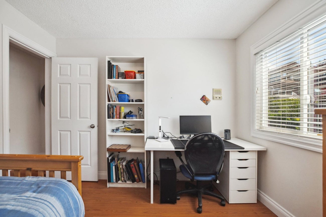 7347 Queenston Court - Simon Fraser Univer. Single Family Residence for Sale, 5 Bedrooms (R3049482)# - 17