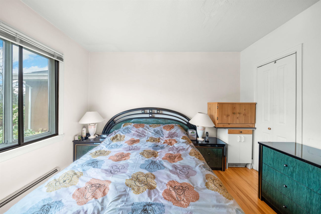 1371 Duthie Avenue - Sperling-Duthie Single Family Residence for Sale, 4 Bedrooms (R3049644)# - 13