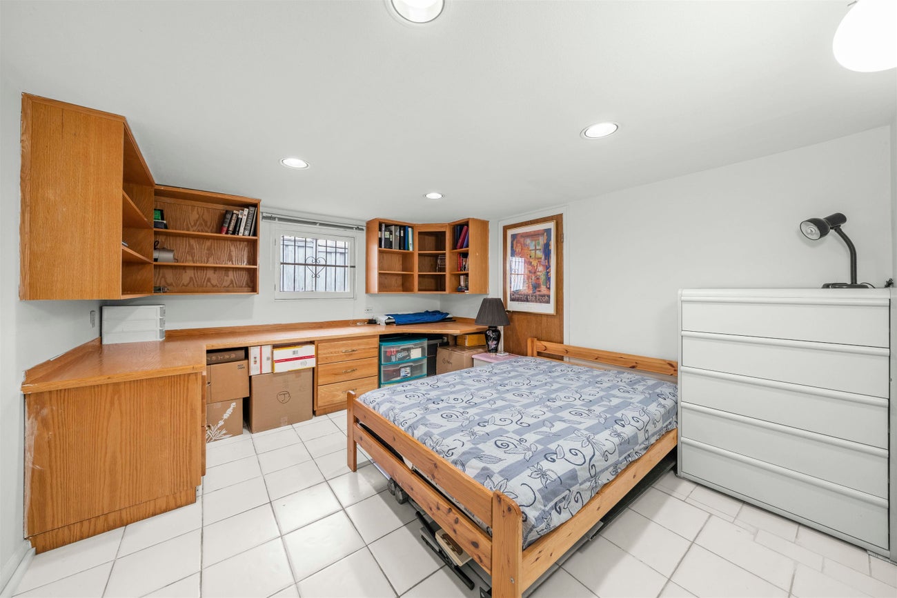 1371 Duthie Avenue - Sperling-Duthie Single Family Residence for Sale, 4 Bedrooms (R3049644)# - 20