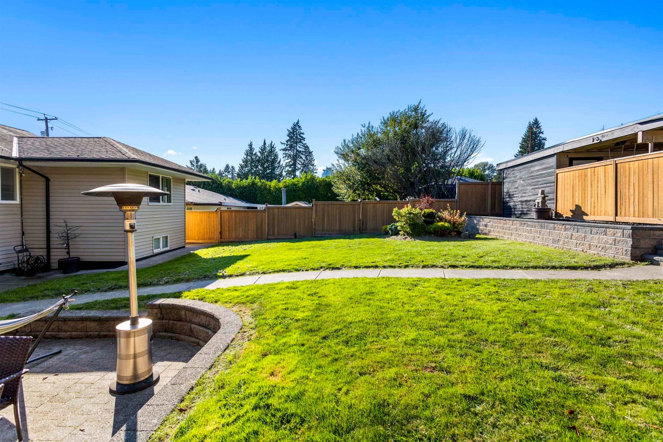 1419 Austin Avenue - Central Coquitlam Single Family Residence for Sale, 5 Bedrooms (R3050460) #38