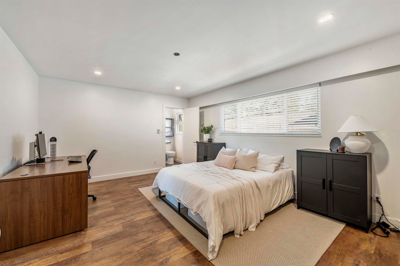 1419 Haversley Avenue - Central Coquitlam Single Family Residence for Sale, 5 Bedrooms (R3050530) #19