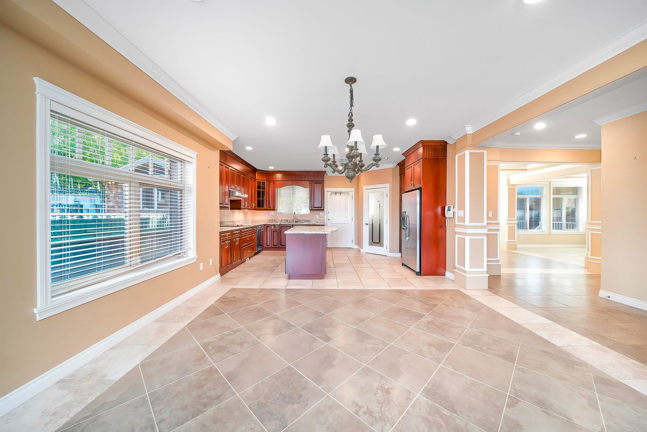 7371 Union Street - Simon Fraser Univer. Single Family Residence for Sale, 6 Bedrooms (R3050702) #12