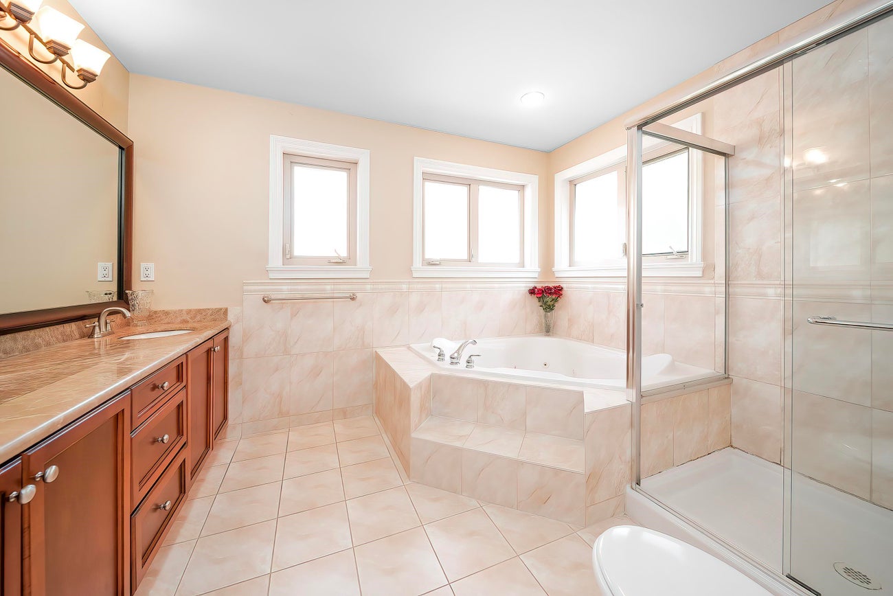 7371 Union Street - Simon Fraser Univer. Single Family Residence for Sale, 6 Bedrooms (R3050702) #24