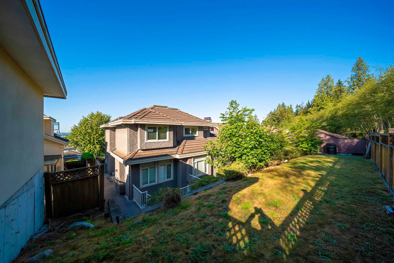 7371 Union Street - Simon Fraser Univer. Single Family Residence for Sale, 6 Bedrooms (R3050702) #36