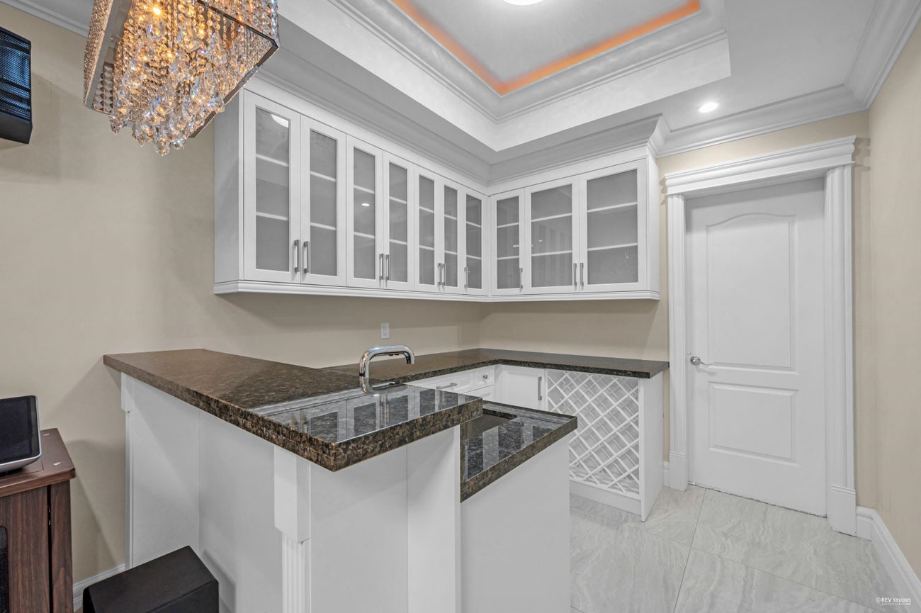 3601 Lynndale Crescent - Government Road Single Family Residence for Sale, 9 Bedrooms (R3051116)# - 31