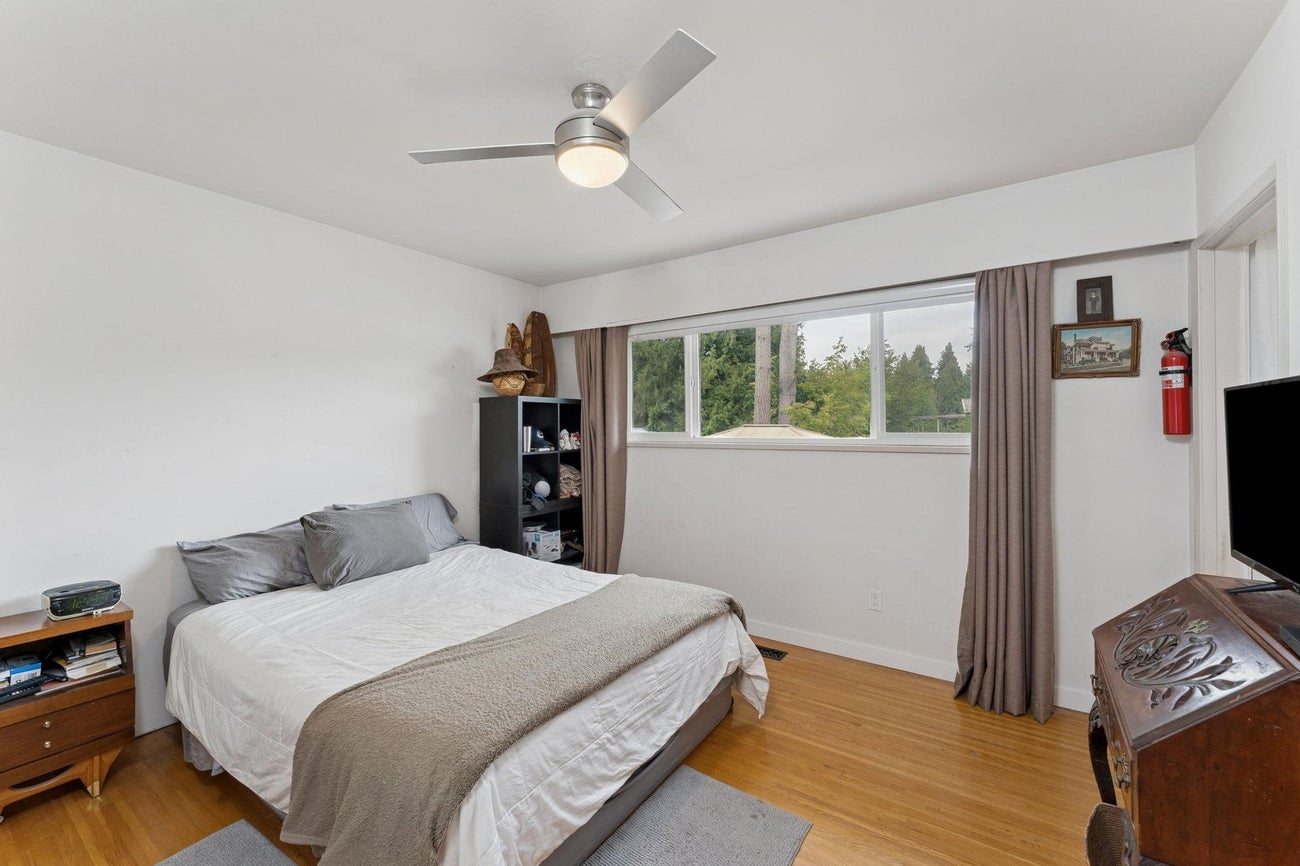 558 Draycott Street - Central Coquitlam Single Family Residence for Sale, 4 Bedrooms (R3051211) #16