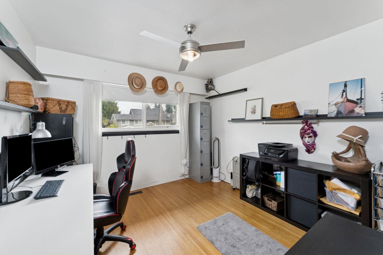 558 Draycott Street - Central Coquitlam Single Family Residence for Sale, 4 Bedrooms (R3051211) #21