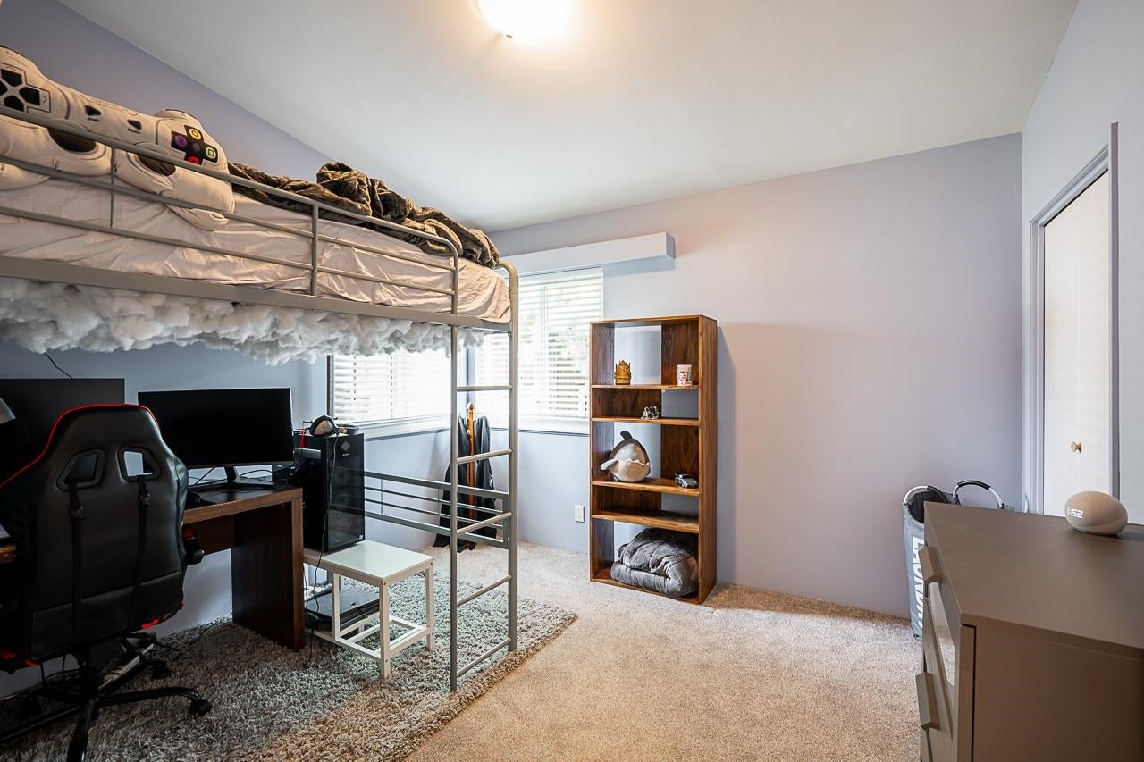 1723 Hammond Avenue - Central Coquitlam Single Family Residence for Sale, 5 Bedrooms (R3051213) #11