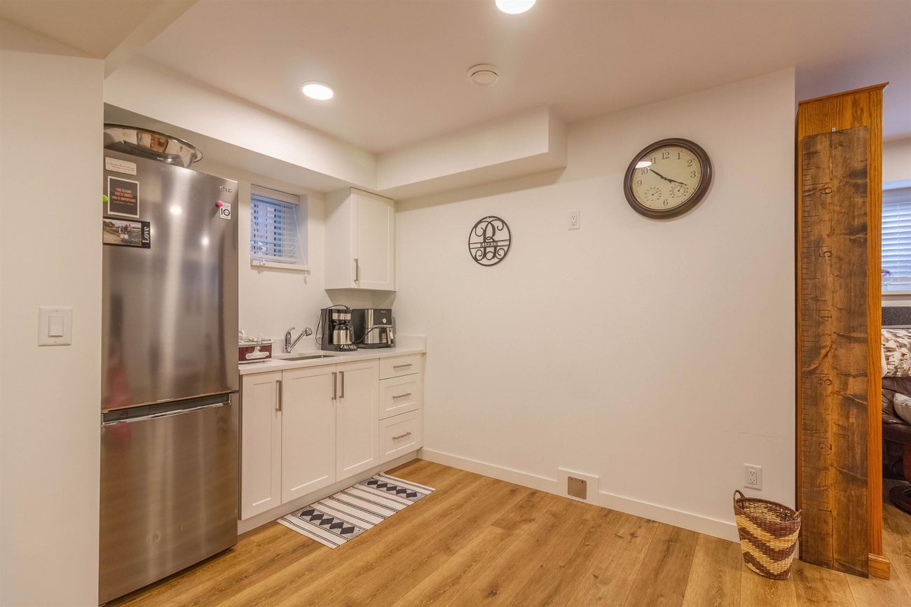 903 Walls Avenue - Maillardville Single Family Residence for Sale, 6 Bedrooms (R3051242) #21