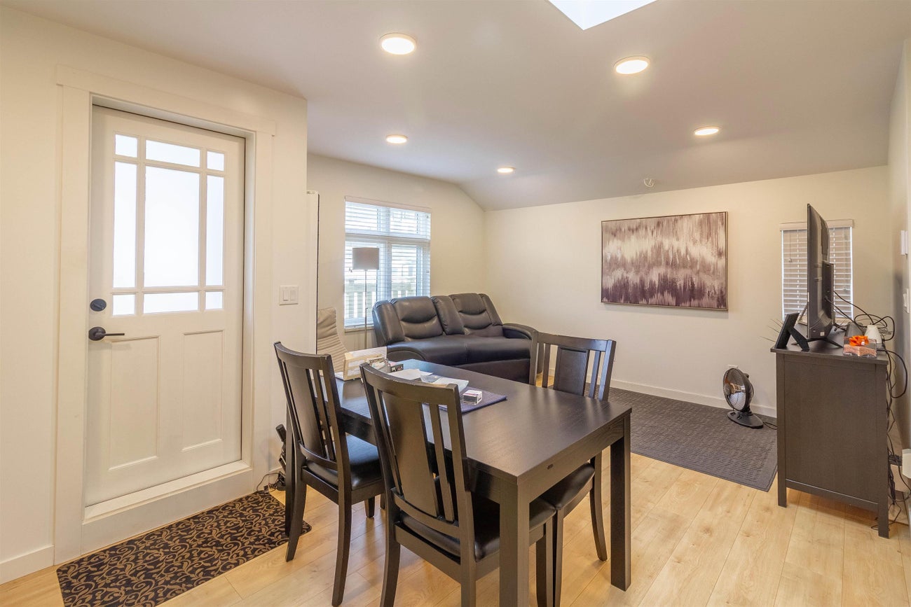 903 Walls Avenue - Maillardville Single Family Residence for Sale, 6 Bedrooms (R3051242) #33