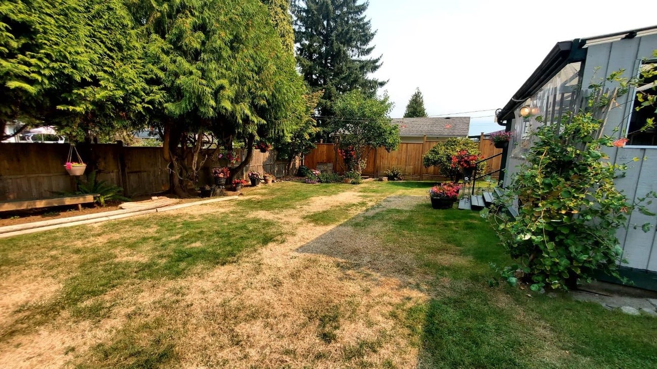 1639 Eden Avenue - Central Coquitlam Single Family Residence for Sale, 3 Bedrooms (R3051615) #11