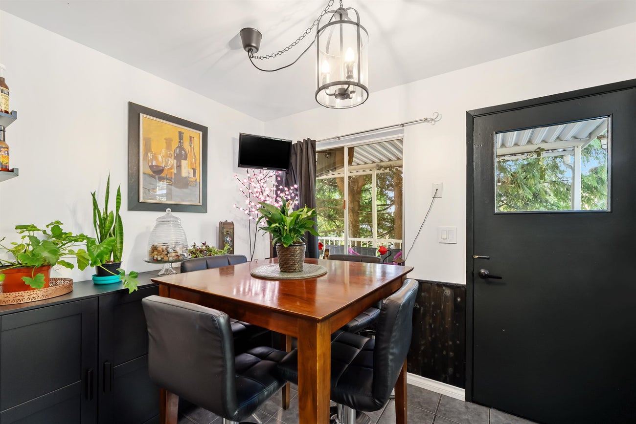 2560 Haversley Avenue - Coquitlam East Single Family Residence for Sale, 4 Bedrooms (R3051661)# - 11