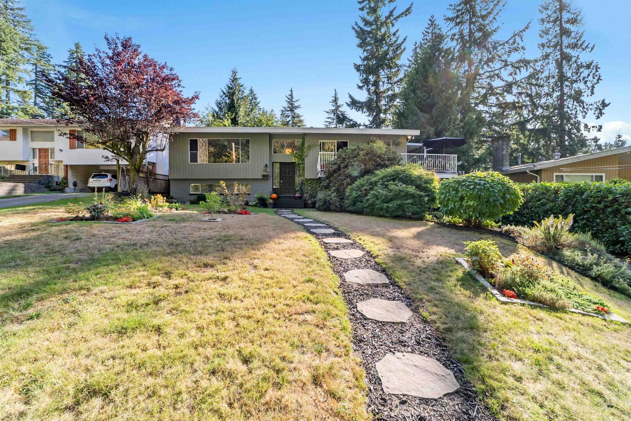2560 Haversley Avenue - Coquitlam East Single Family Residence for Sale, 4 Bedrooms (R3051661) #4