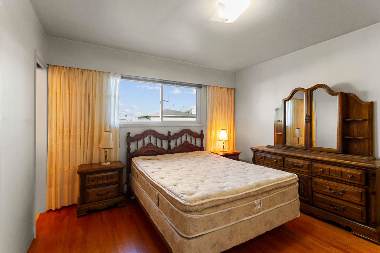 6771 Winch Street - Sperling-Duthie Single Family Residence for Sale, 5 Bedrooms (R3052230) #16