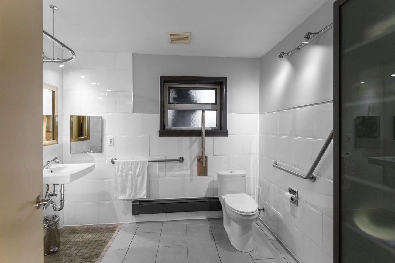 6771 Winch Street - Sperling-Duthie Single Family Residence for Sale, 5 Bedrooms (R3052230)# - 23