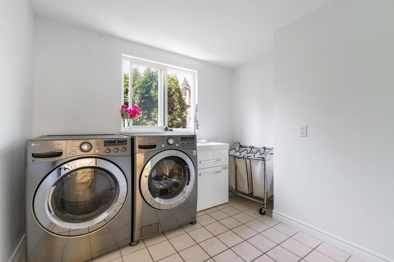 2507 Ashurst Avenue - Coquitlam East Single Family Residence for Sale, 7 Bedrooms (R3052279)# - 15