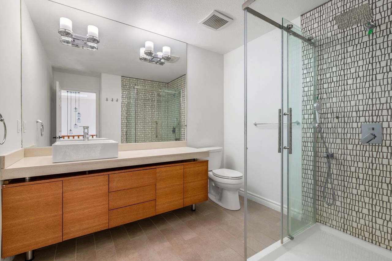 2507 Ashurst Avenue - Coquitlam East Single Family Residence for Sale, 7 Bedrooms (R3052279)# - 26