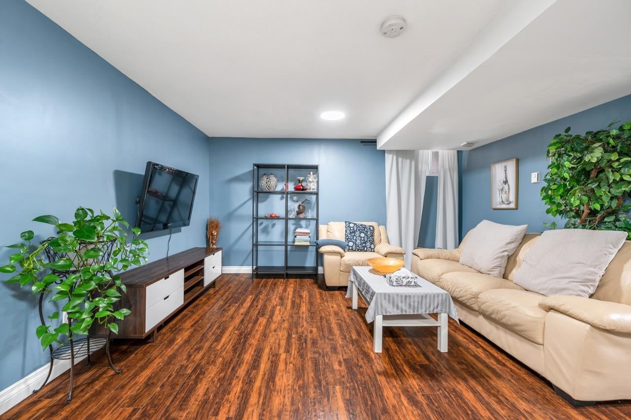 2507 Ashurst Avenue - Coquitlam East Single Family Residence for Sale, 7 Bedrooms (R3052279)# - 39