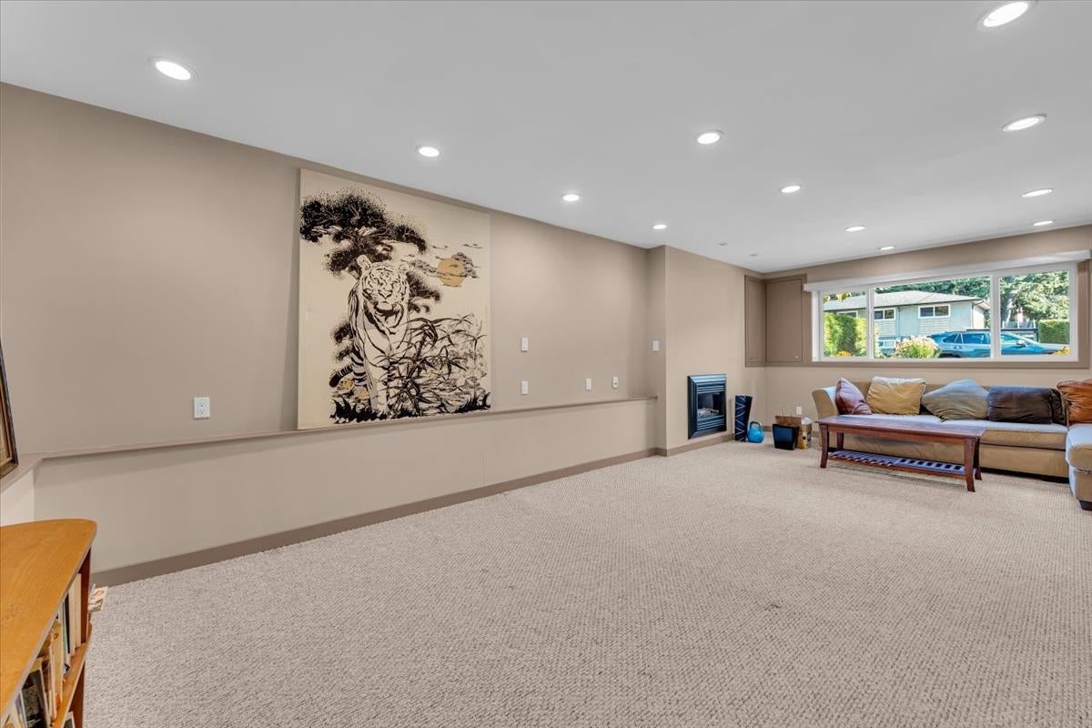 676 Firdale Street - Central Coquitlam Single Family Residence for Sale, 4 Bedrooms (R3052358) #24