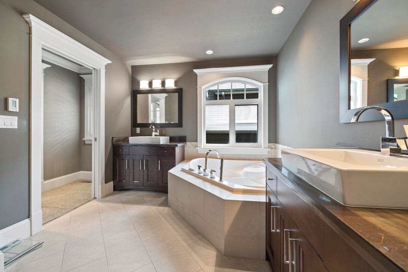 618 Berry Street - Central Coquitlam Single Family Residence for Sale, 5 Bedrooms (R3052696)# - 29