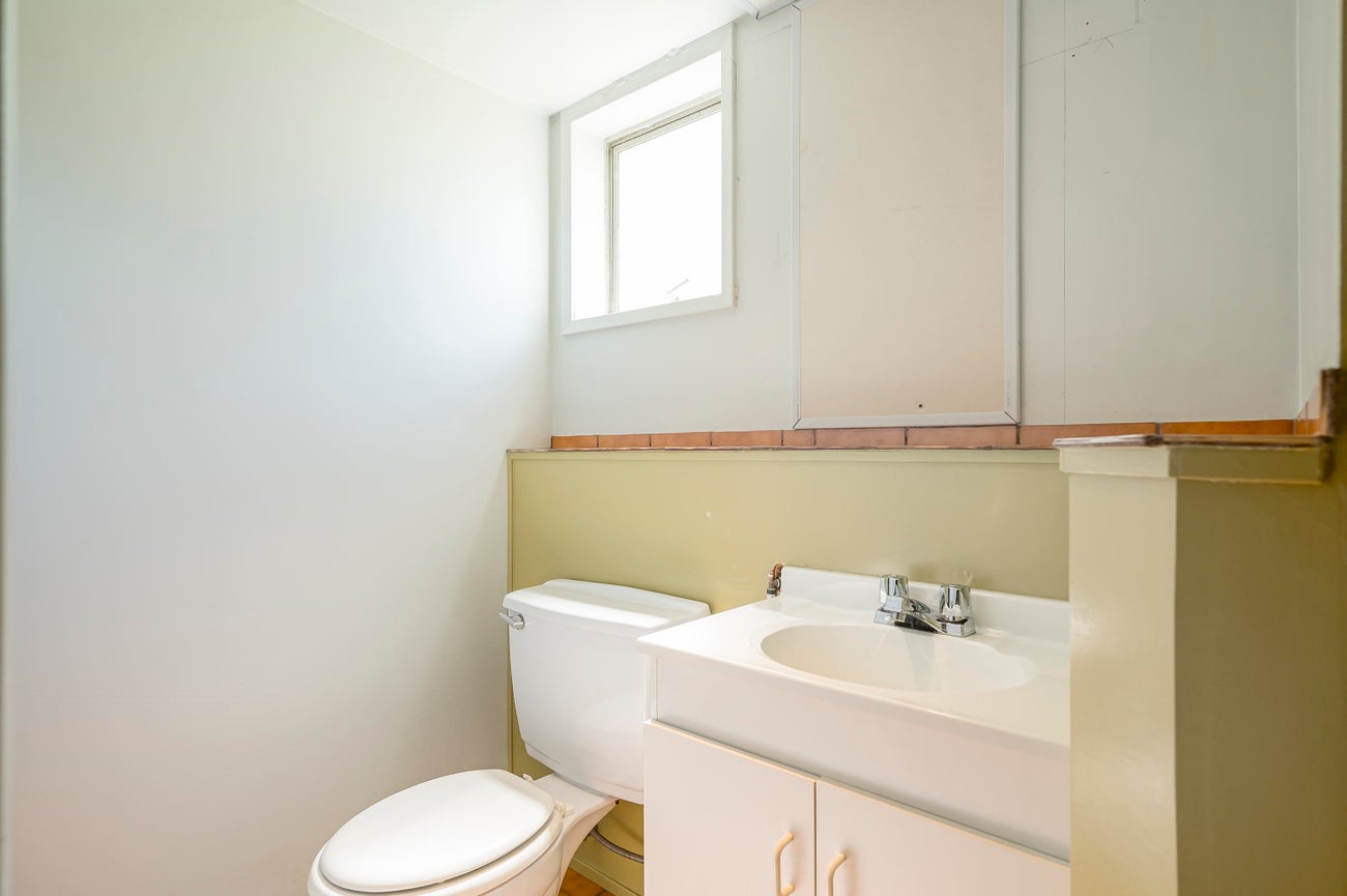 1168 Charland Avenue - Central Coquitlam Single Family Residence for Sale, 4 Bedrooms (R3052833)# - 27