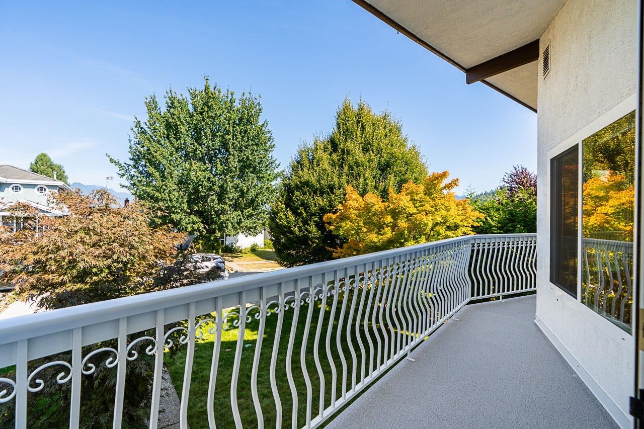 4346 Dundas Street - Vancouver Heights Single Family Residence for Sale, 6 Bedrooms (R3053112)# - 10