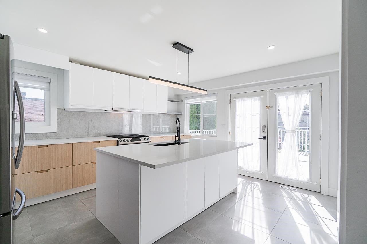 4346 Dundas Street - Vancouver Heights Single Family Residence for Sale, 6 Bedrooms (R3053112)# - 16