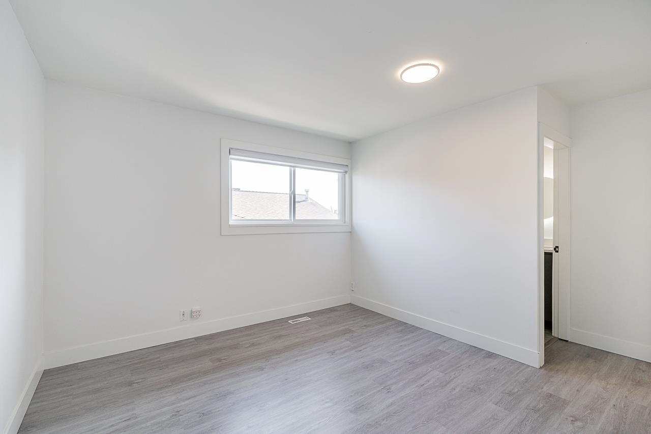 4346 Dundas Street - Vancouver Heights Single Family Residence for Sale, 6 Bedrooms (R3053112)# - 21