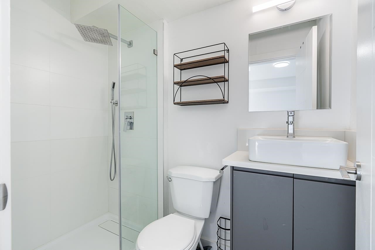 4346 Dundas Street - Vancouver Heights Single Family Residence for Sale, 6 Bedrooms (R3053112)# - 31