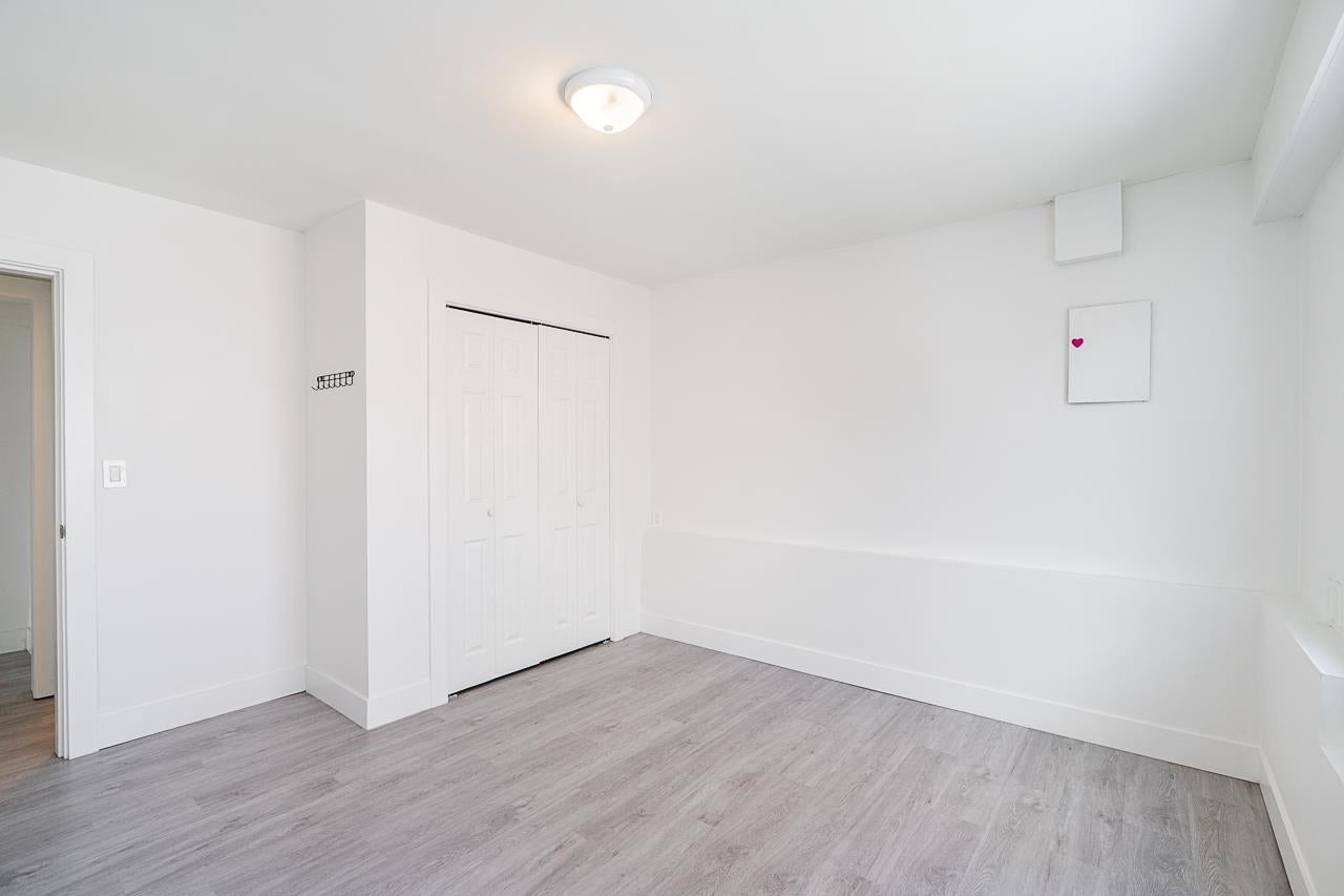 4346 Dundas Street - Vancouver Heights Single Family Residence for Sale, 6 Bedrooms (R3053112)# - 34