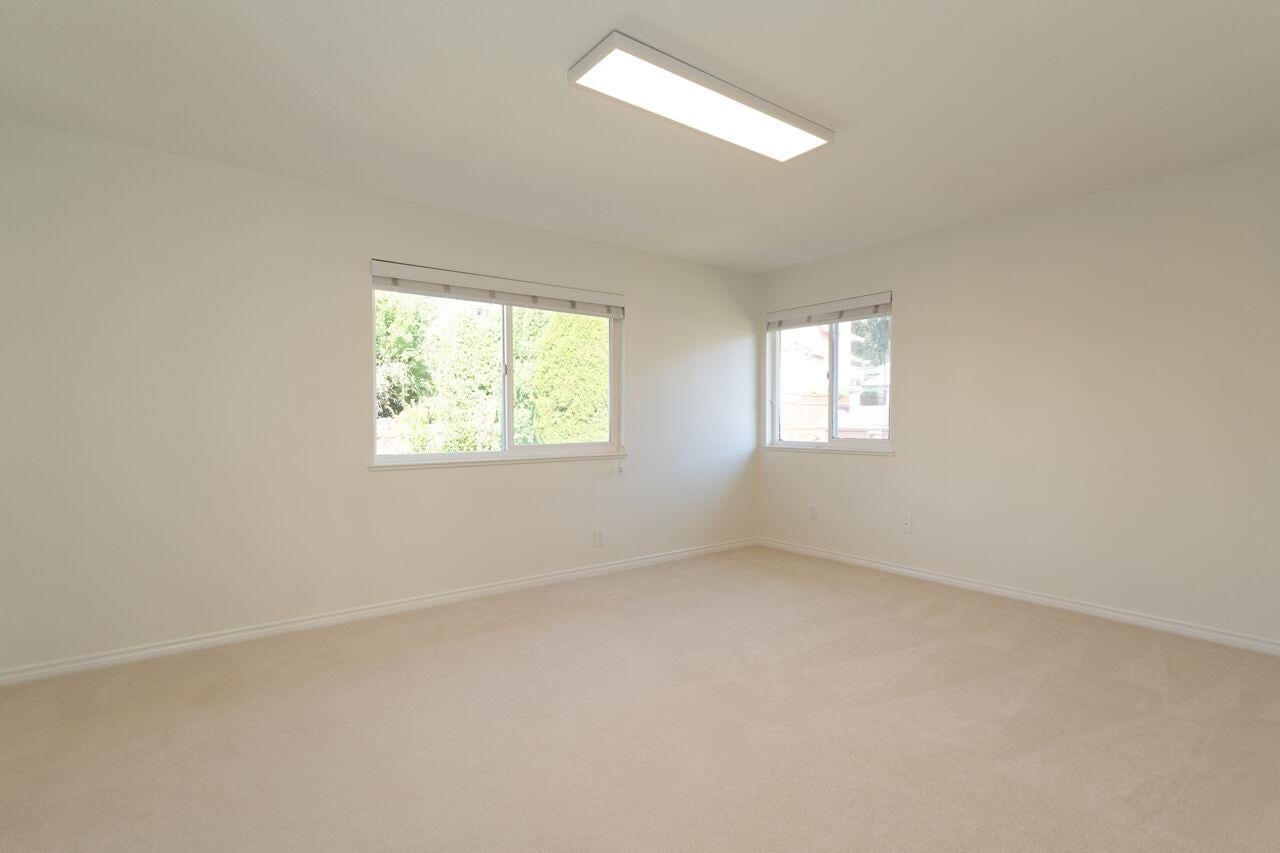 2276 Sicamous Avenue - Coquitlam East Single Family Residence for Sale, 7 Bedrooms (R3053202)# - 26