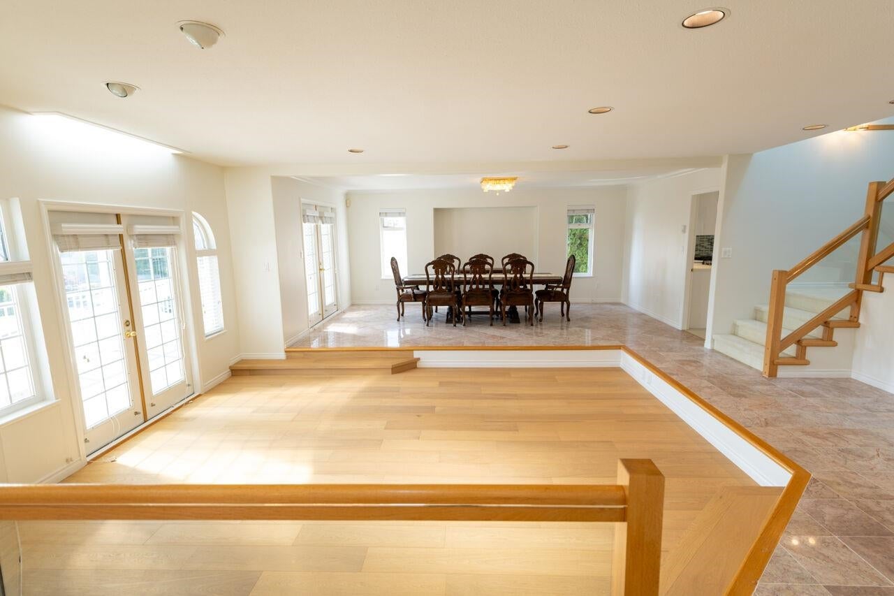2276 Sicamous Avenue - Coquitlam East Single Family Residence for Sale, 7 Bedrooms (R3053202)# - 5