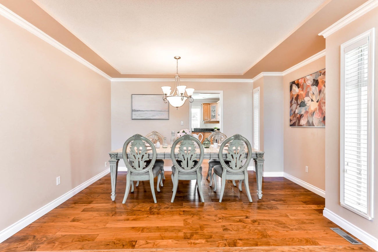 1831 Walnut Crescent - Central Coquitlam Single Family Residence for Sale, 5 Bedrooms (R3053687)# - 11