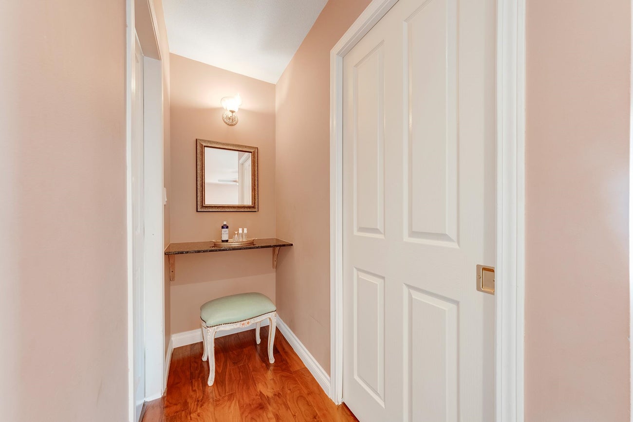 1831 Walnut Crescent - Central Coquitlam Single Family Residence for Sale, 5 Bedrooms (R3053687)# - 21