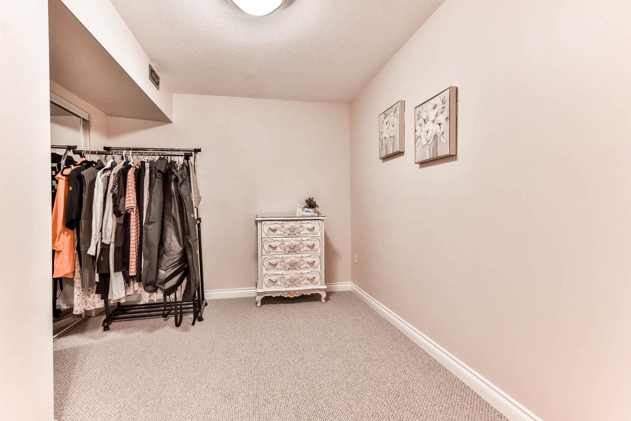 1831 Walnut Crescent - Central Coquitlam Single Family Residence for Sale, 5 Bedrooms (R3053687)# - 30