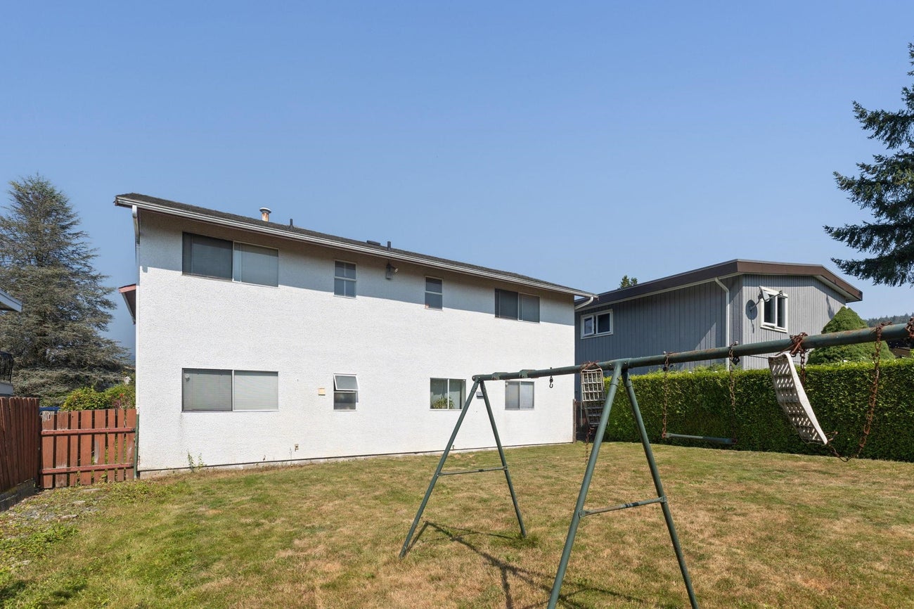 920 Everett Crescent - Sperling-Duthie Single Family Residence for Sale, 5 Bedrooms (R3053971) #5