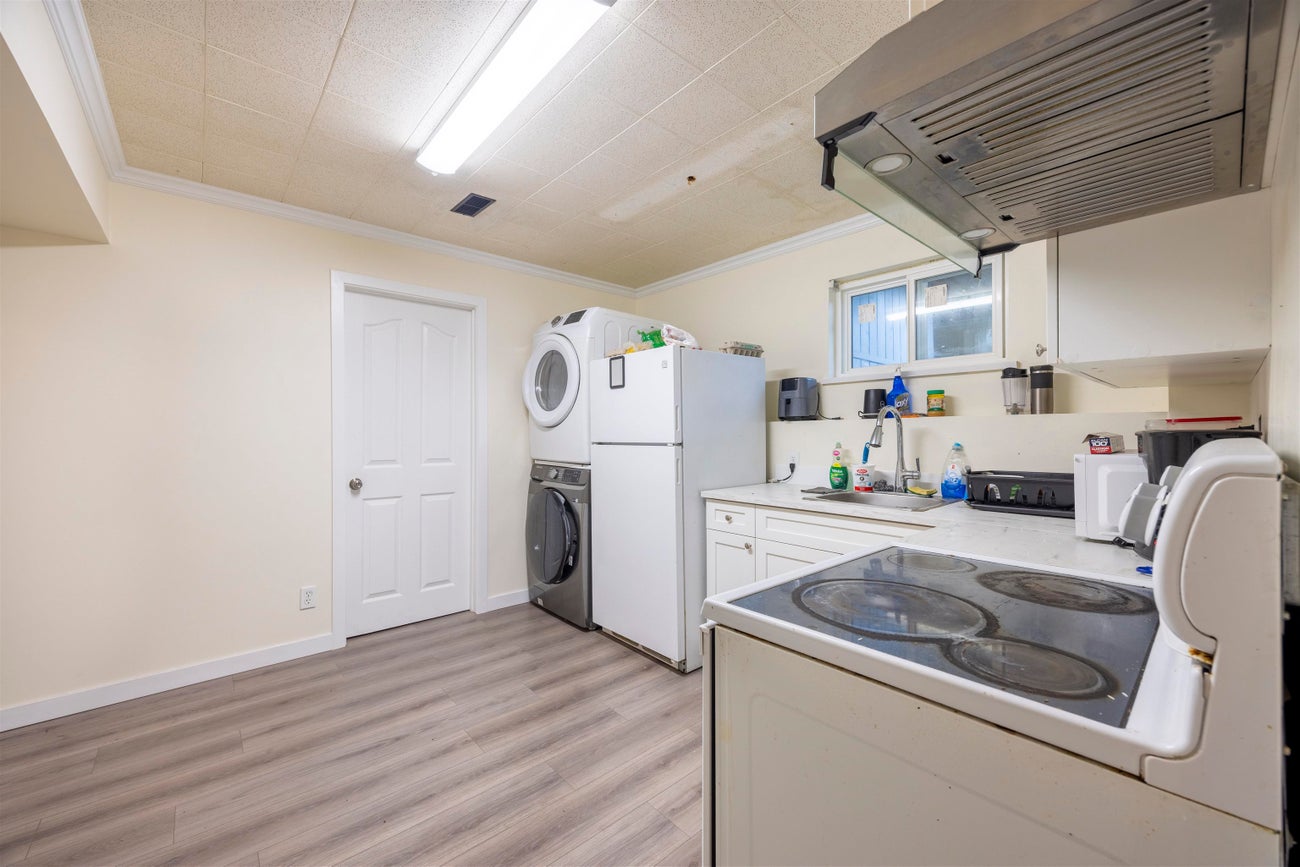 675 Duncan Avenue - Sperling-Duthie Single Family Residence for Sale, 5 Bedrooms (R3054105)# - 19