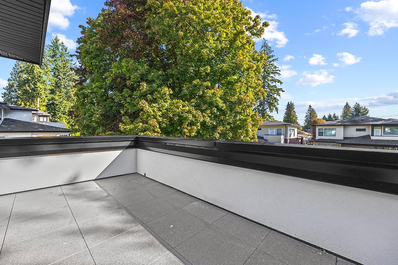 687 Folsom Street - Central Coquitlam Single Family Residence for Sale, 7 Bedrooms (R3054192) #25