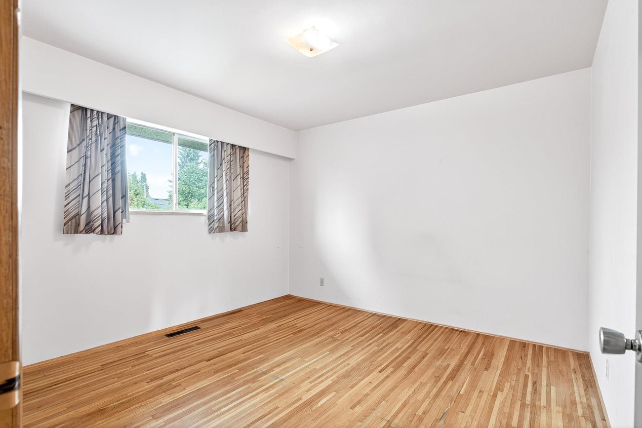 1871 Regan Avenue - Central Coquitlam Single Family Residence for Sale, 5 Bedrooms (R3055135) #14