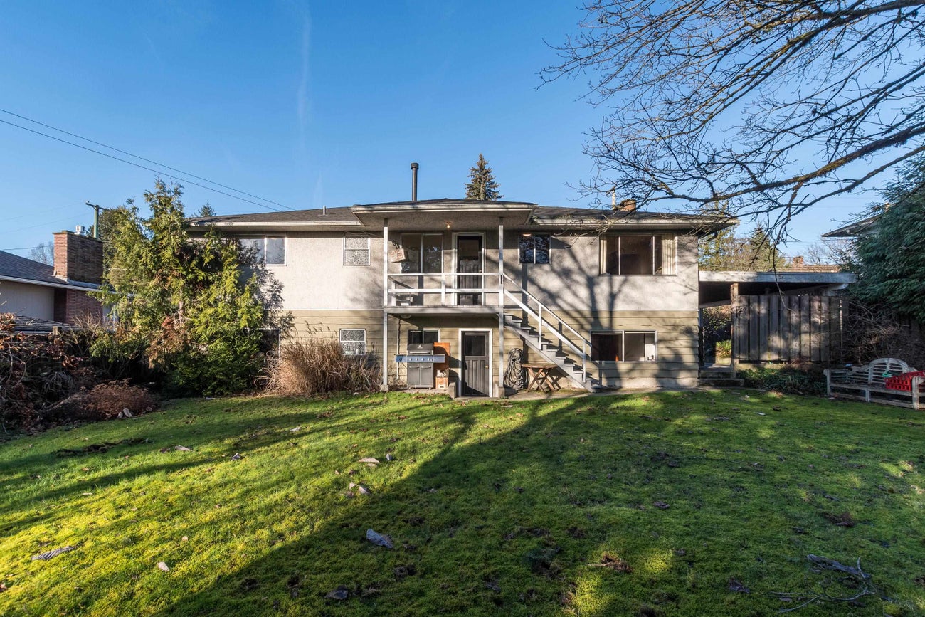 7046 Hillview Street - Government Road Single Family Residence for Sale, 4 Bedrooms (R3055269) #16