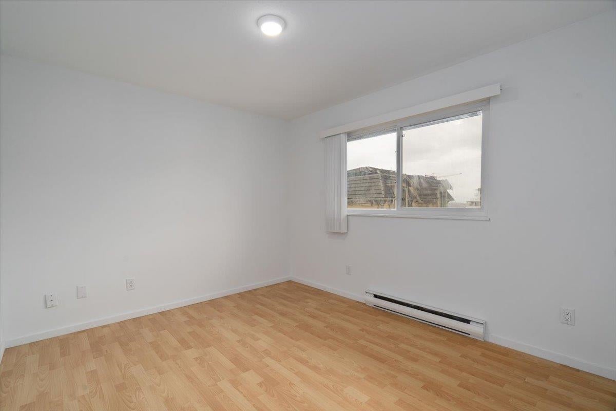 663-665 Harrison Avenue - Coquitlam West Single Family Residence for Sale, 7 Bedrooms (R3055622)# - 22