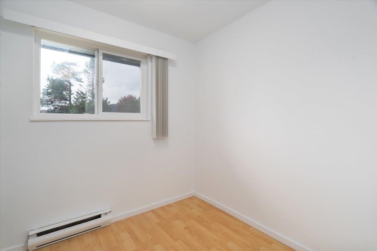 663-665 Harrison Avenue - Coquitlam West Single Family Residence for Sale, 7 Bedrooms (R3055622)# - 24